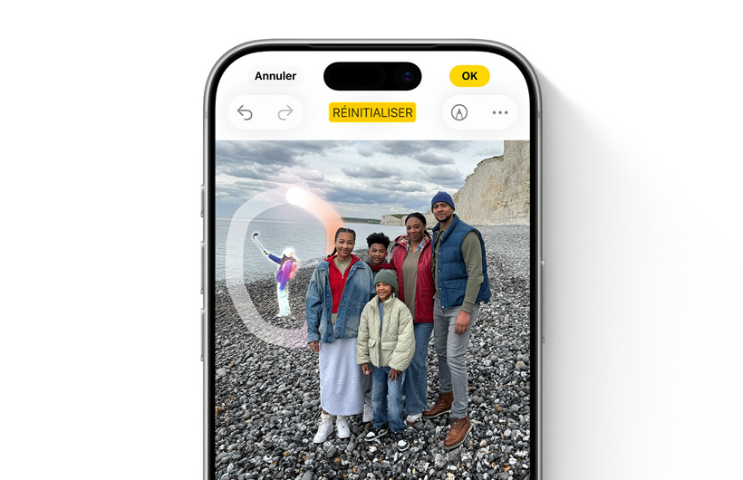 Interface de l’expérience Correction mettant en évidence un objet à l’arrière-plan d’une photo qui a été sélectionné pour être supprimé