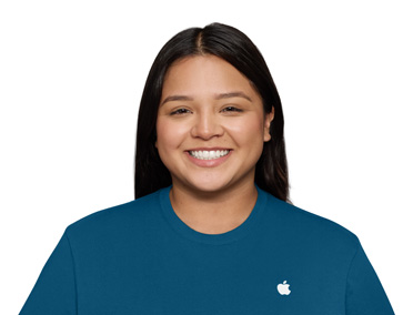 أحد مختصي Apple يبتسم بهدوء وود