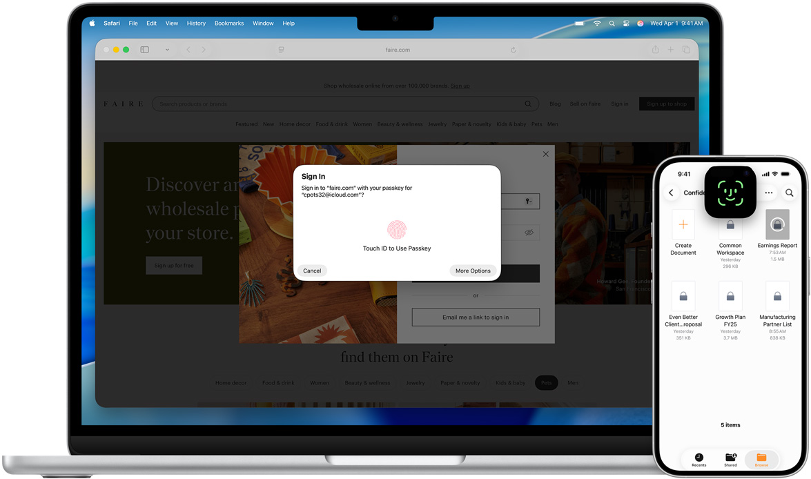 Un MacBook mostrato di fronte con la finestra del Touch ID. Davanti al MacBook c’è un iPhone con la schermata del Face ID.